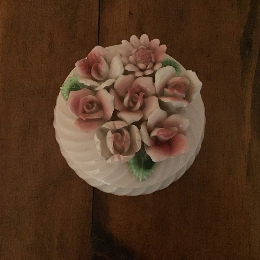 Vintage Rose Trinket Box